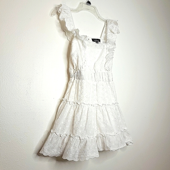 Lulus Dress Women’s XS Flutter Sleeve Lightweight Floral with Ruffled Design - Picture 4 of 15